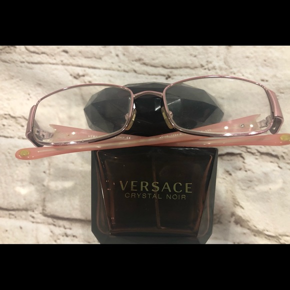 ❌SOLD❌🎊HP🎊🔥Versace🔥Authentic Vintage Prescription Frames W/Box & Case🔥 - Picture 16 of 16